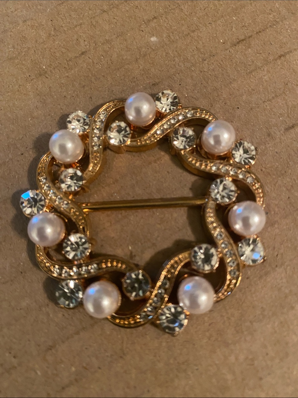 Rhinestone And Faux Pearl Scarf Rings Beautiful Details
